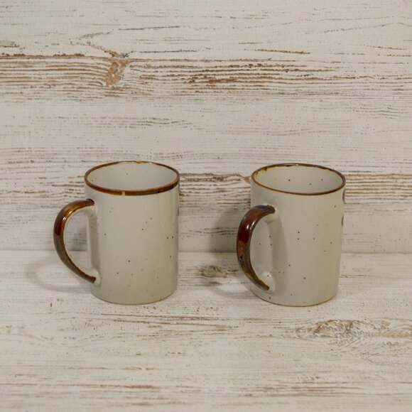 2 Vintage Handpainted Floral Speckled Mugs - Picture 3 of 4